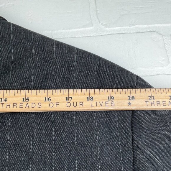 Evan Picone Intnl Suit Men 44 36Wx33L Gray‎ White Chalk Stripe Classic Wool USA - Picture 10 of 16